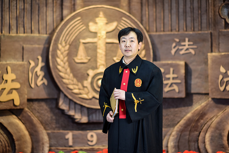 全國法院辦案標兵、沈陽中院賈宏斌 (1)