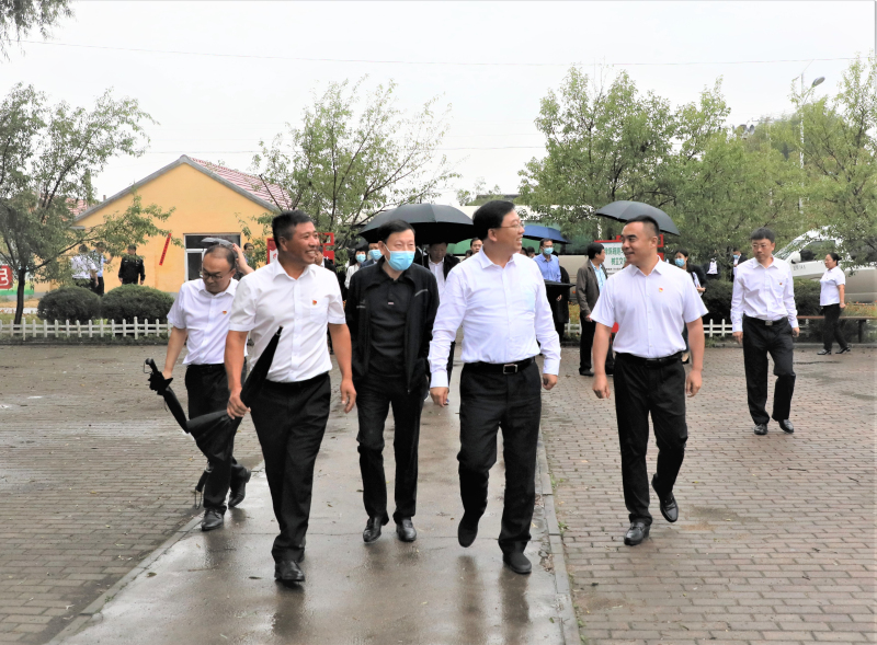 拉練團在開原市慶云鎮(zhèn)高家窩棚村