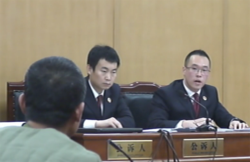 楊德明在法院開庭。