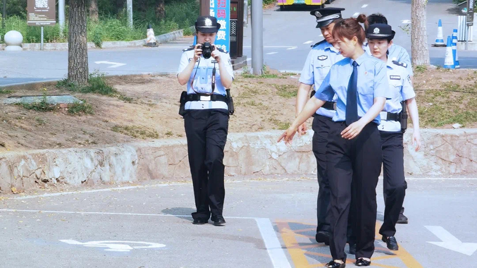 沈陽(yáng)市渾南區(qū)檢察院開(kāi)展“規(guī)范無(wú)障礙停車位設(shè)置”檢察公益訴訟專項(xiàng)監(jiān)督行動(dòng)。