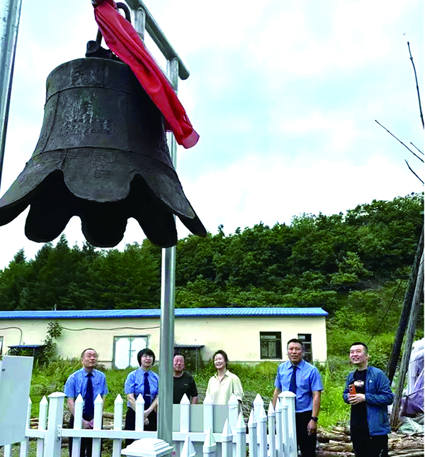 頭題，檢察官回訪。謝楠 攝