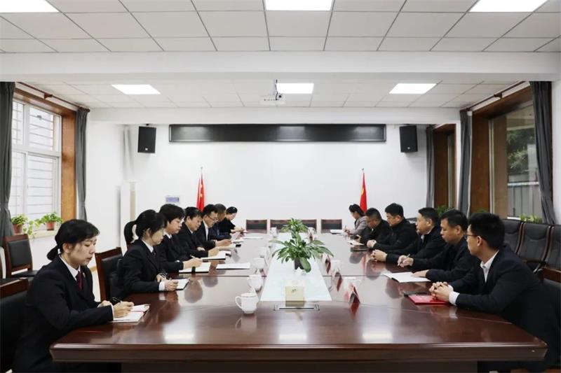 市檢察院檢企座談會(huì)