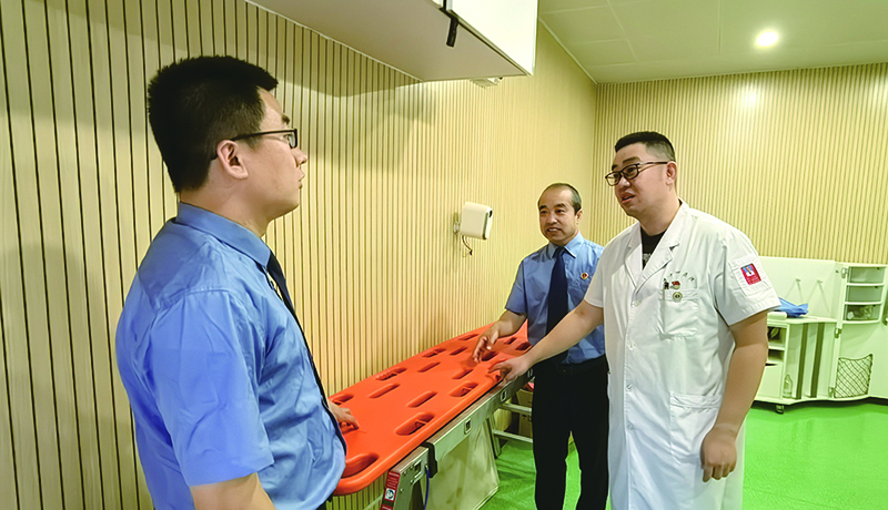 檢察官開展”回頭看“工作