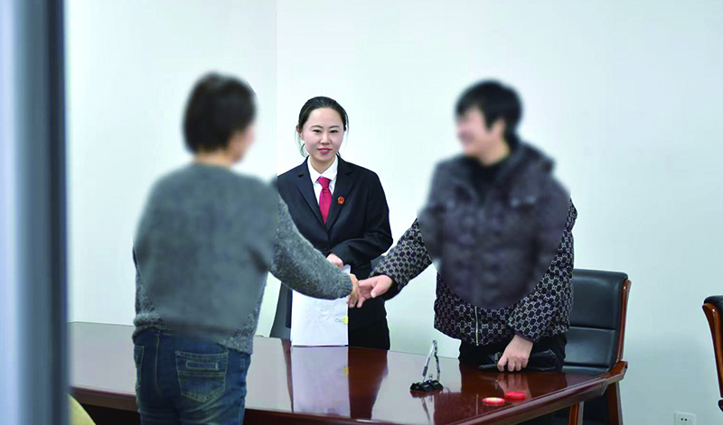 西 在徐磊的主持下，雙方簽下和解協(xié)議